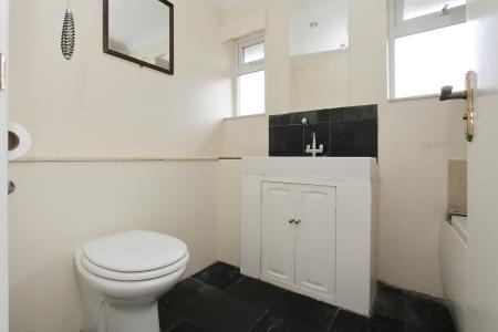 3 bedroom End of terrace house for sale in Wood Park, Ludgershall, SP11