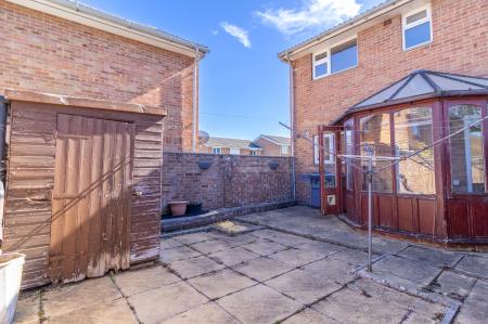 3 bedroom End of terrace house for sale in Wood Park, Ludgershall