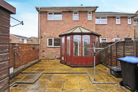 3 bedroom End of terrace house for sale in Wood Park, Ludgershall, SP11