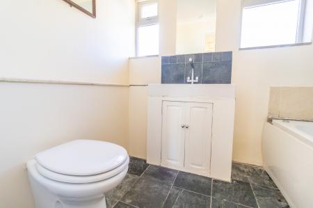 3 bedroom End of terrace house for sale in Wood Park, Ludgershall