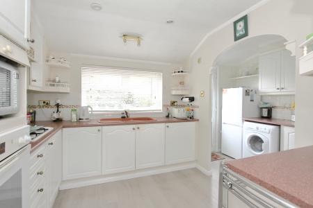 2 bedroom Park home for sale in Wessex Park, Winchester, SO21