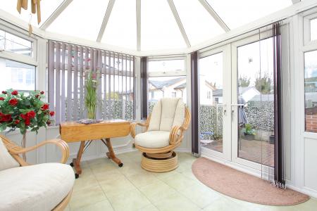 2 bedroom Park home for sale in Wessex Park, Winchester, SO21