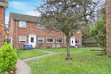 Neville Close, Andover, Andover, SP10