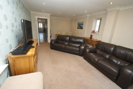 1 bedroom House share to let in Anton Road, Andover, SP10