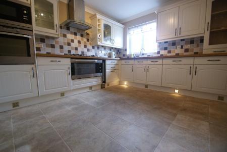 1 bedroom House share to let in Anton Road, Andover, SP10