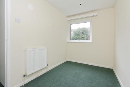 2 bedroom Flat for sale in The Elms, Andover, SP10