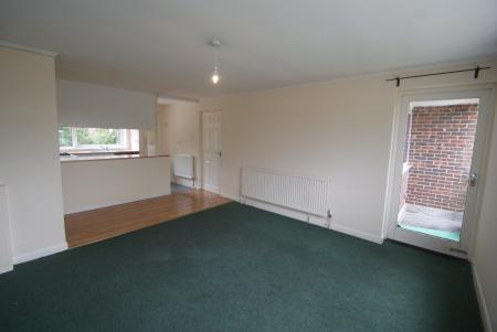 2 bedroom Flat for sale in The Elms, Andover, SP10