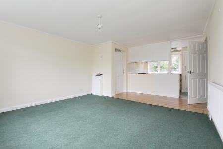 2 bedroom Flat for sale in The Elms, Andover, SP10