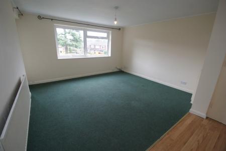 2 bedroom Flat for sale in The Elms, Andover, SP10