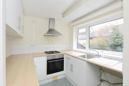 2 bedroom Flat for sale in The Elms, Andover, SP10