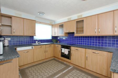 3 bedroom Terraced House for sale in Orchid Court, Andover, SP10
