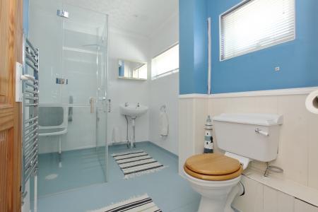 3 bedroom Terraced House for sale in Orchid Court, Andover, SP10