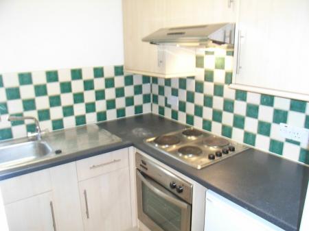 2 bedroom Flat to let in Crown Lane, Ludgershall, SP11