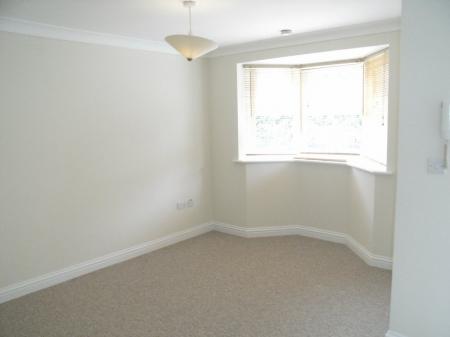 2 bedroom Flat to let in Crown Lane, Ludgershall, SP11