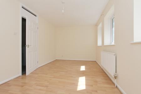 3 bedroom Terraced House for sale in Herons Rise, Andover