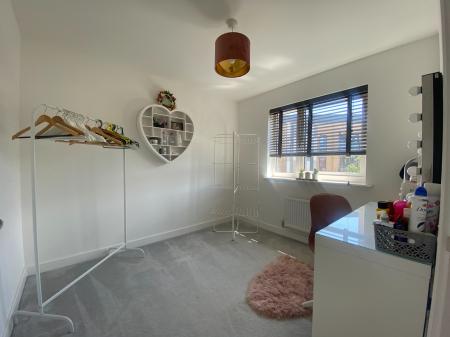 3 bedroom Detached house to let in Cashmere Drive, Andover, Andover, SP11