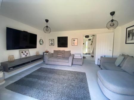3 bedroom Detached house to let in Cashmere Drive, Andover, Andover, SP11
