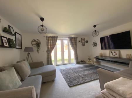 3 bedroom Detached house to let in Cashmere Drive, Andover, Andover, SP11