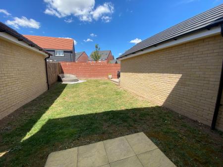 3 bedroom Detached house to let in Cashmere Drive, Andover, Andover, SP11