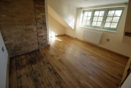 2 bedroom Terraced House to let in Church Street, Collingbourne, SN8