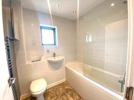 3 bedroom Semi-detached house to let in Porter Place, Ludgershall, SP11