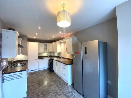 3 bedroom Semi-detached house to let in Porter Place, Ludgershall, SP11