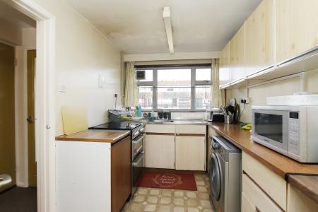 3 bedroom End of terrace house for sale in Gallaghers Mead, Andover