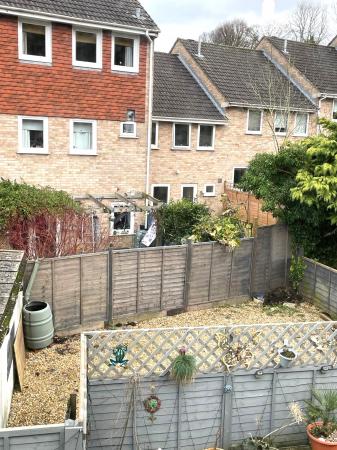 2 bedroom Maisonette to let in Neville Close, Andover