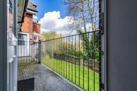 2 bedroom Flat for sale in Kilworth Court, Andover