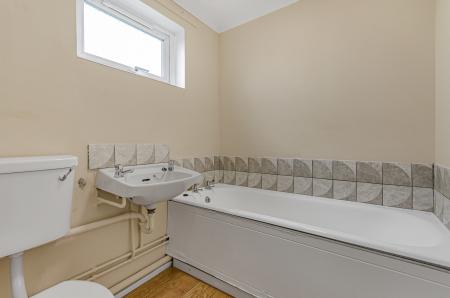 1 bedroom Flat for sale in Landseer Court, Artists Way, Andover