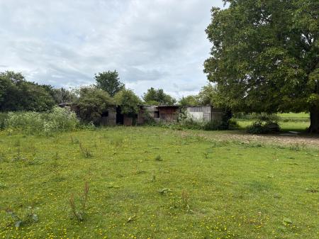 1 bedroom Land (Commercial) to let in Salisbury Road, Andover, SP11
