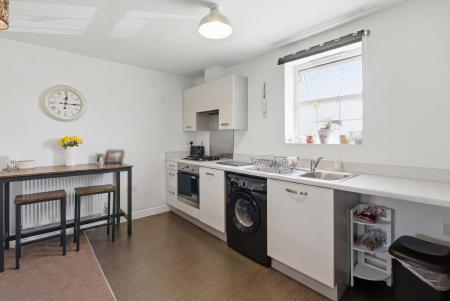 2 bedroom Flat for sale in Oatway Road, Tidworth