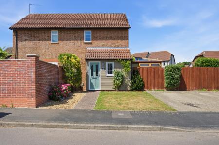1 bedroom Semi-detached house for sale in Swallowfields, Andover