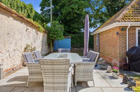 5 bedroom Detached house for sale in Hardyfair Close, Weyhill