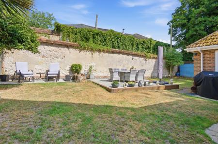 5 bedroom Detached house for sale in Hardyfair Close, Weyhill