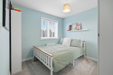 4 bedroom Detached house to let in Halter Way, Andover