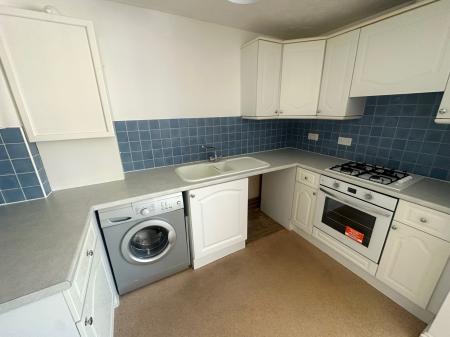 1 bedroom Ground floor maisonette to let in Cardinal Mews, Vestry Close, Andover