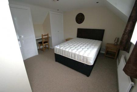 1 bedroom Flat to let in Weyhill Road, Andover, SP10