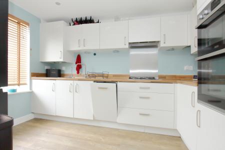 3 bedroom Semi-detached house for sale in Calico Street, Andover