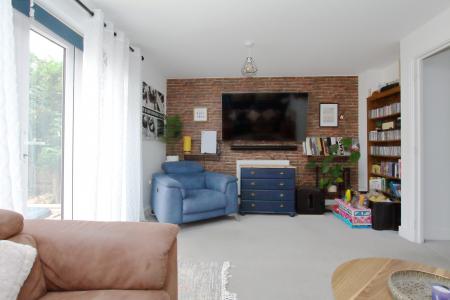 3 bedroom Semi-detached house for sale in Calico Street, Andover