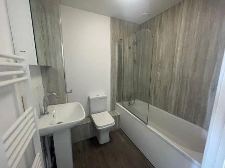 1 bedroom Flat to let in Station Road, Tidworth, SP9