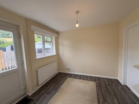 3 bedroom Terraced House to let in Leigh Road, Andover, SP10