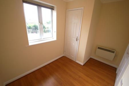 2 bedroom Flat to let in Station Approach, Ludgershall, SP11