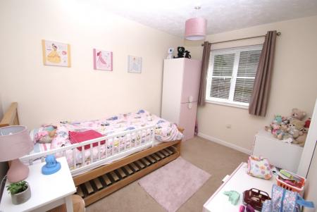 2 bedroom Flat to let in Suffolk Road, Andover, SP10