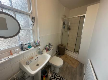 1 bedroom Flat to let in Bridge Street, Andover