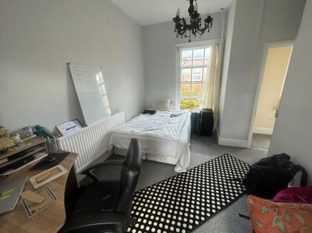 1 bedroom Flat to let in Bridge Street, Andover