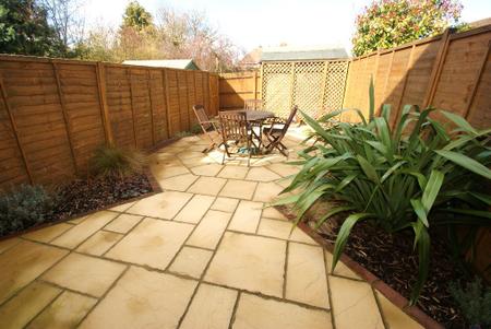 3 bedroom Terraced House for sale in Colvin Close, Andover