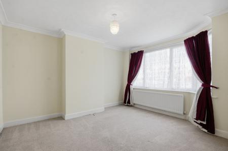 1 bedroom Flat for sale in Tollgate Road, Andover