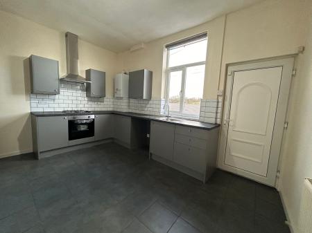 2 bedroom Terraced House for sale in Mottram Road, Hyde, SK14