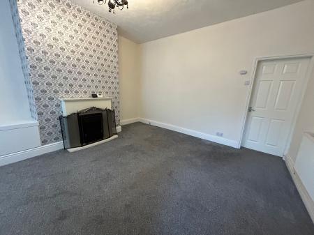 2 bedroom Terraced House for sale in Mottram Road, Hyde, SK14